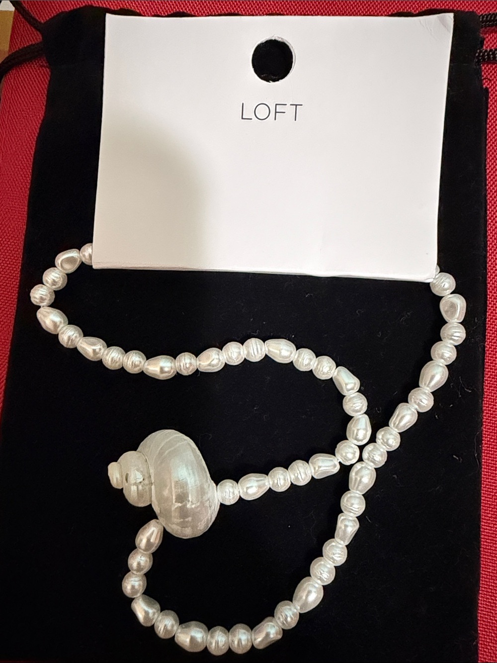 Pearl Beaded Necklace with seashell